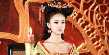 世子无双，我写百朝皇后入胭脂评,世子无双的传奇人生